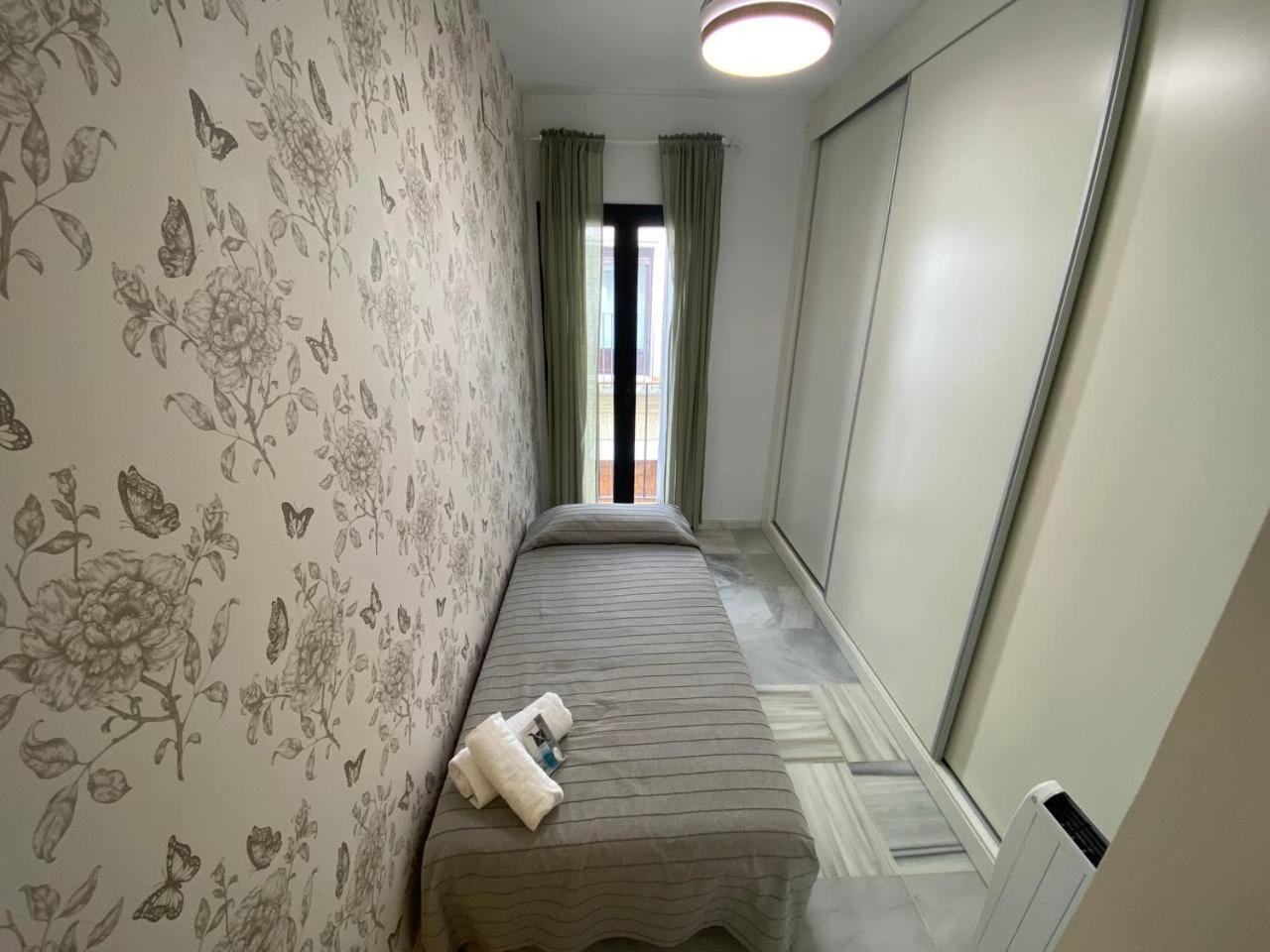 Apartment Duplex En Casco Historico, Terraza, Garaje, Wi-fi *